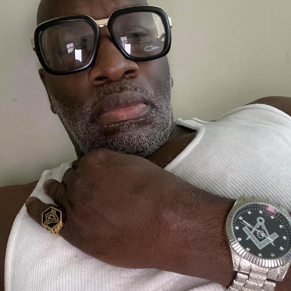 Meet your Posher, Kevin - Picture 1 of 1